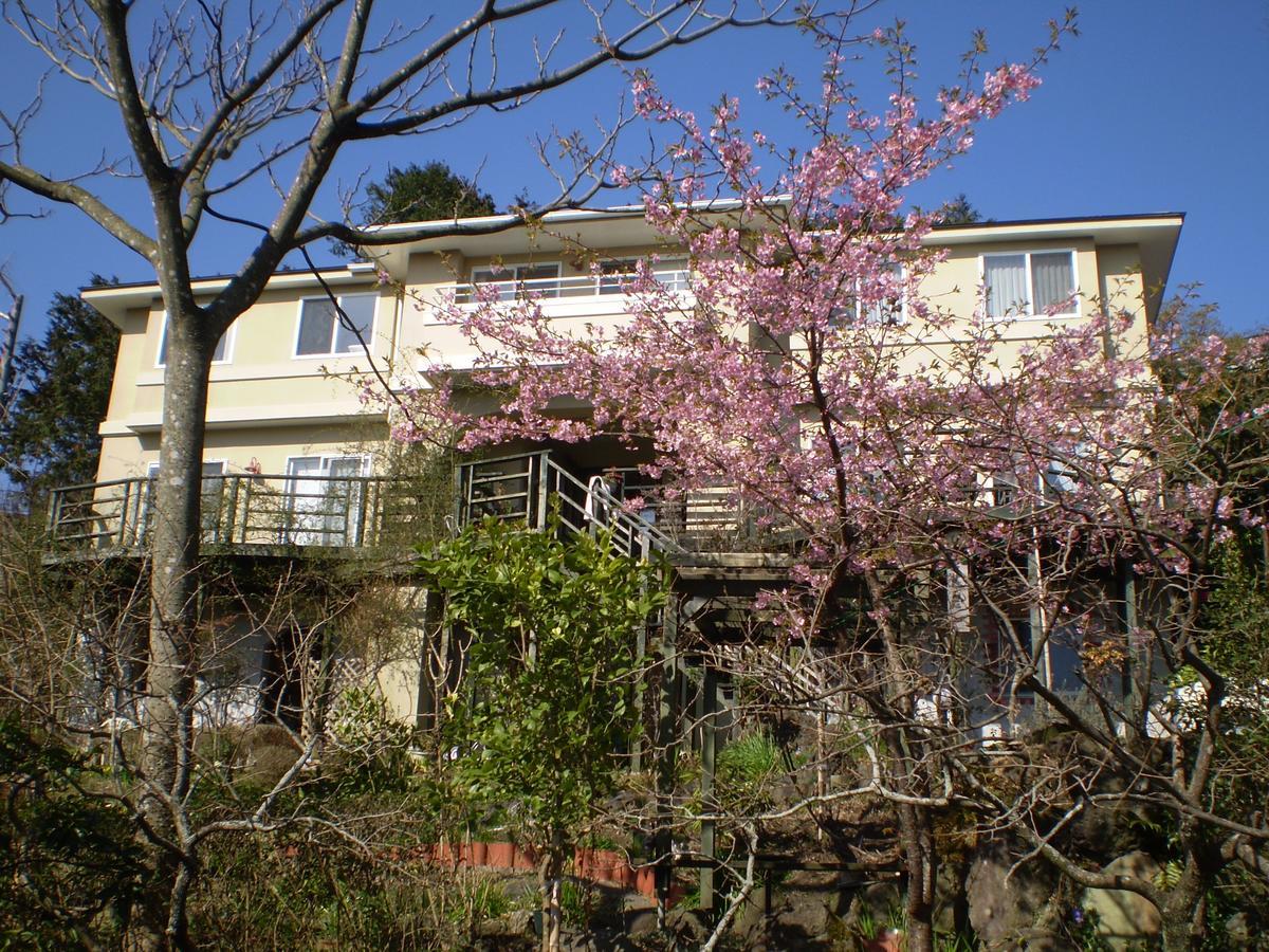 Chiisana Hotel Hanaikada 伊東市 エクステリア 写真