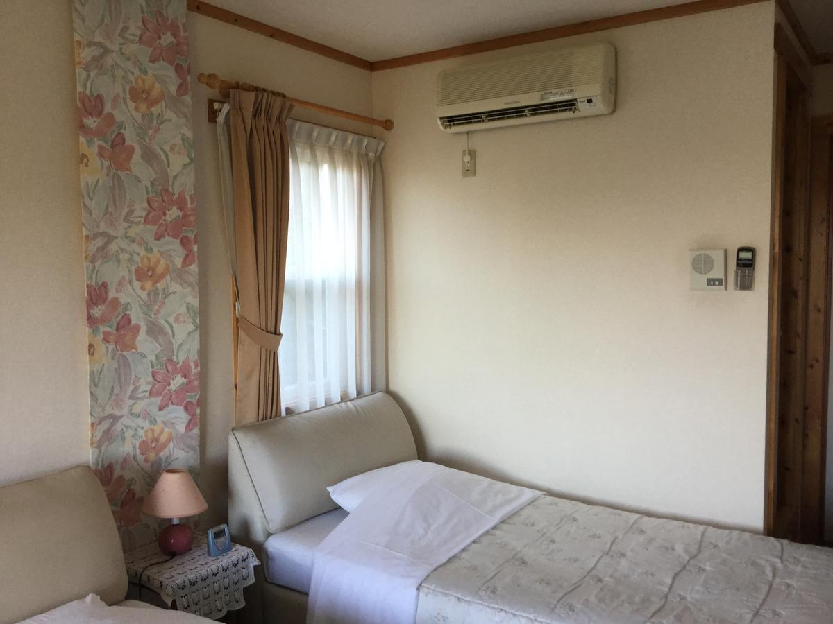 Chiisana Hotel Hanaikada 伊東市 エクステリア 写真